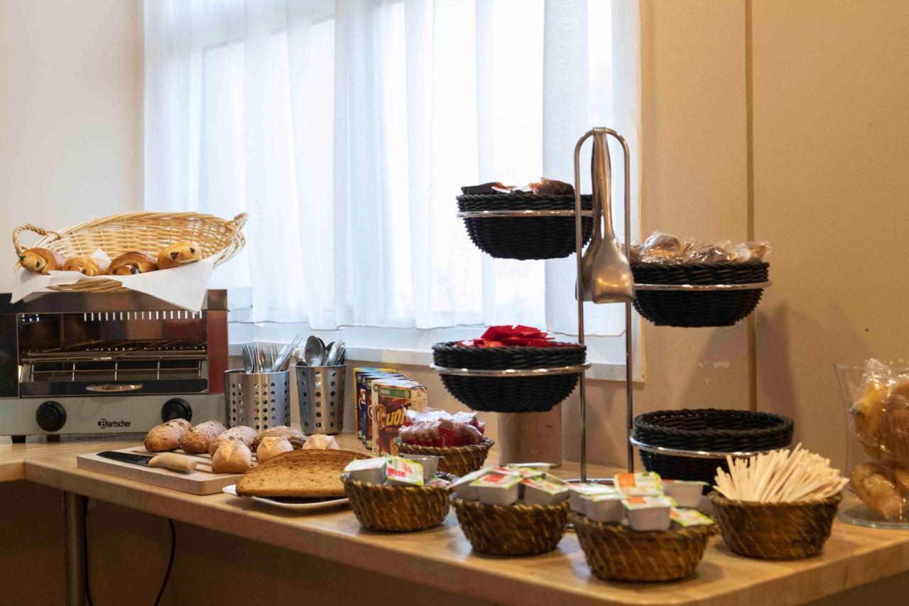 Wink Hotel Juvisy Eksteriør bilde